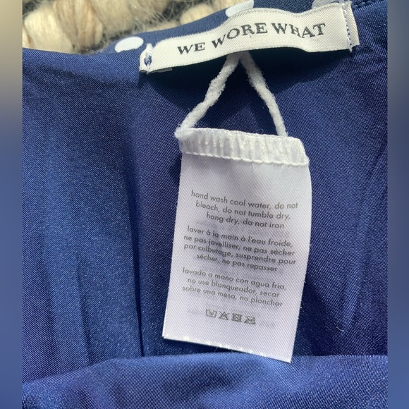 WeWoreWhat Stella Ruffle single-strap one-piece polka dot swimsuit - Picture 3 of 4